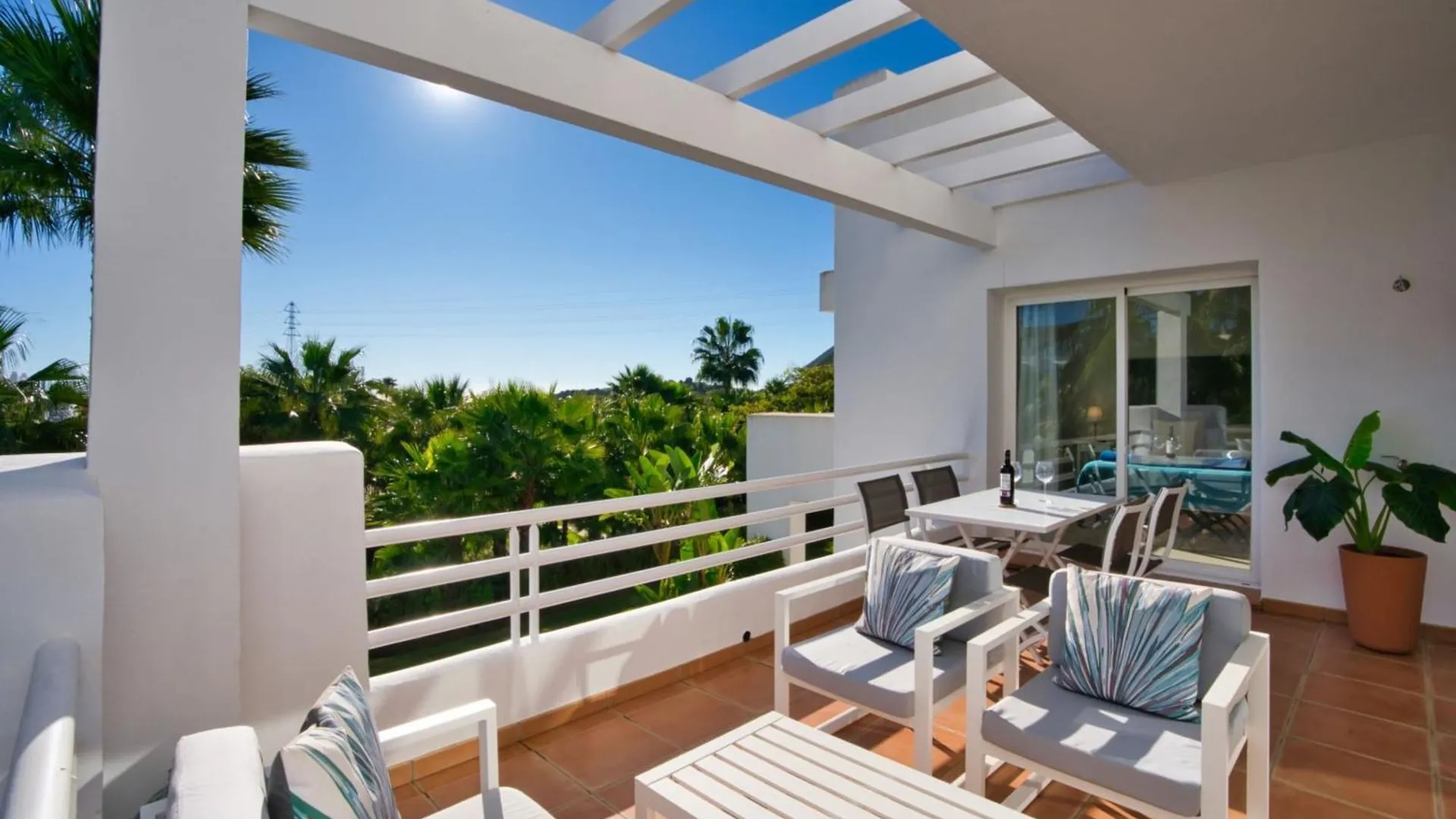 Al-411 Estepona - Apartment - Alcazaba Lagoon